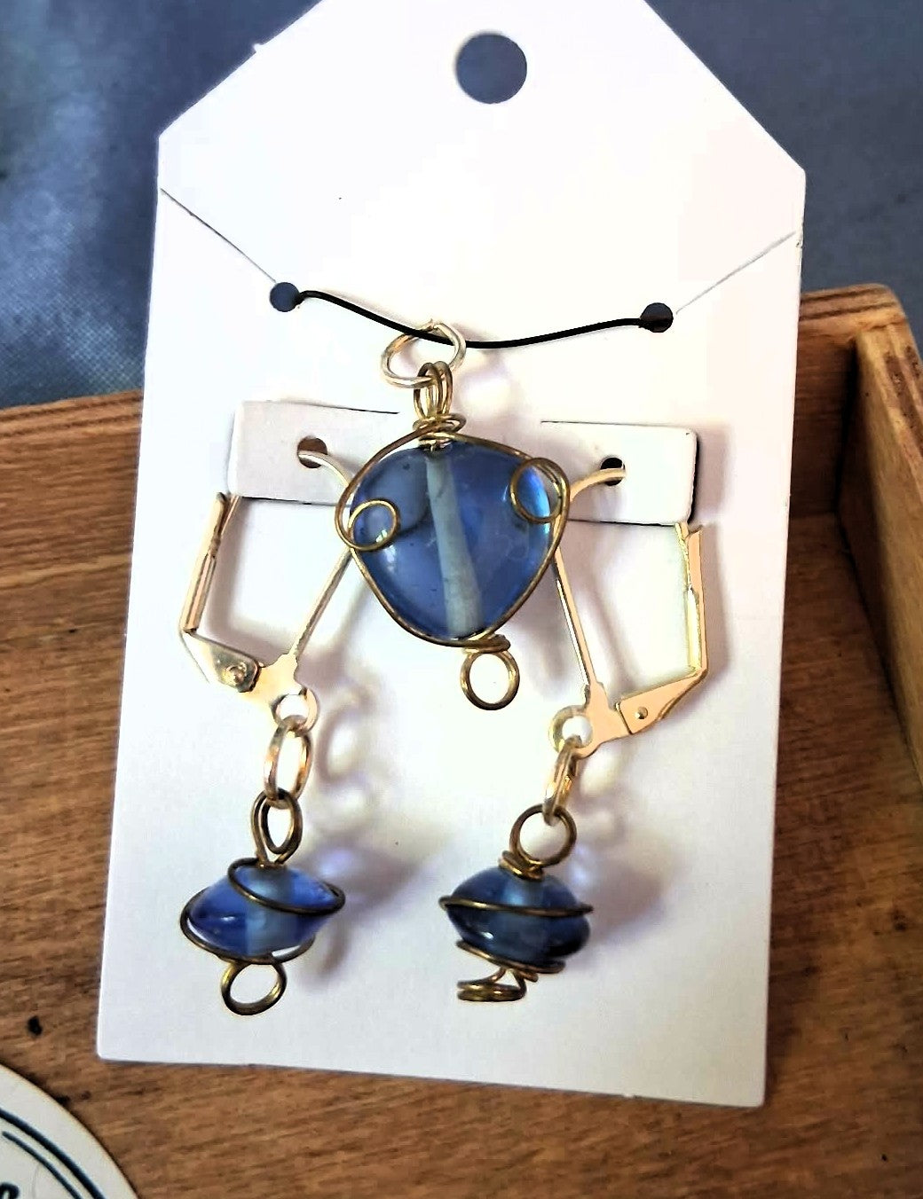 Earrings and pendant sets