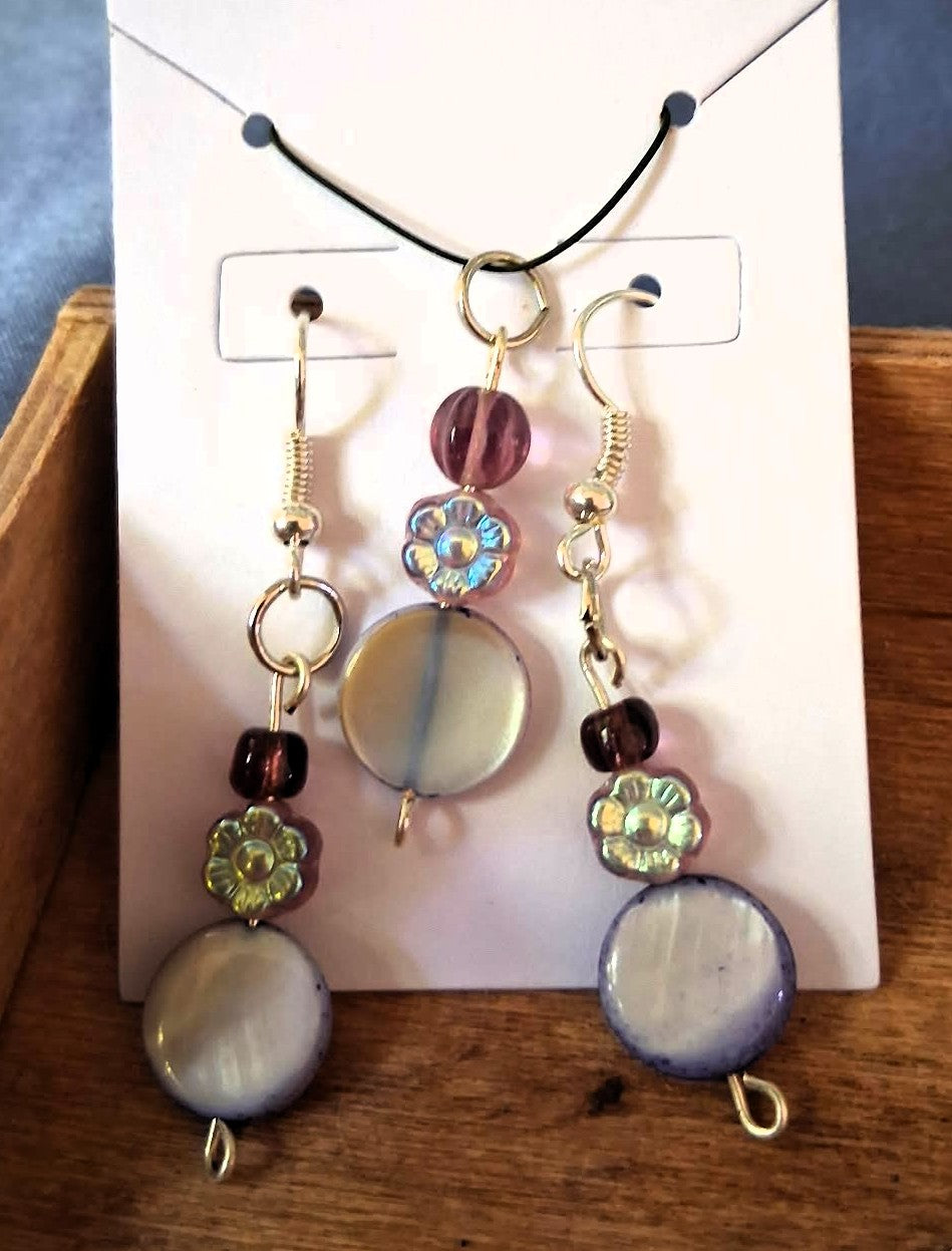 Earrings and pendant sets