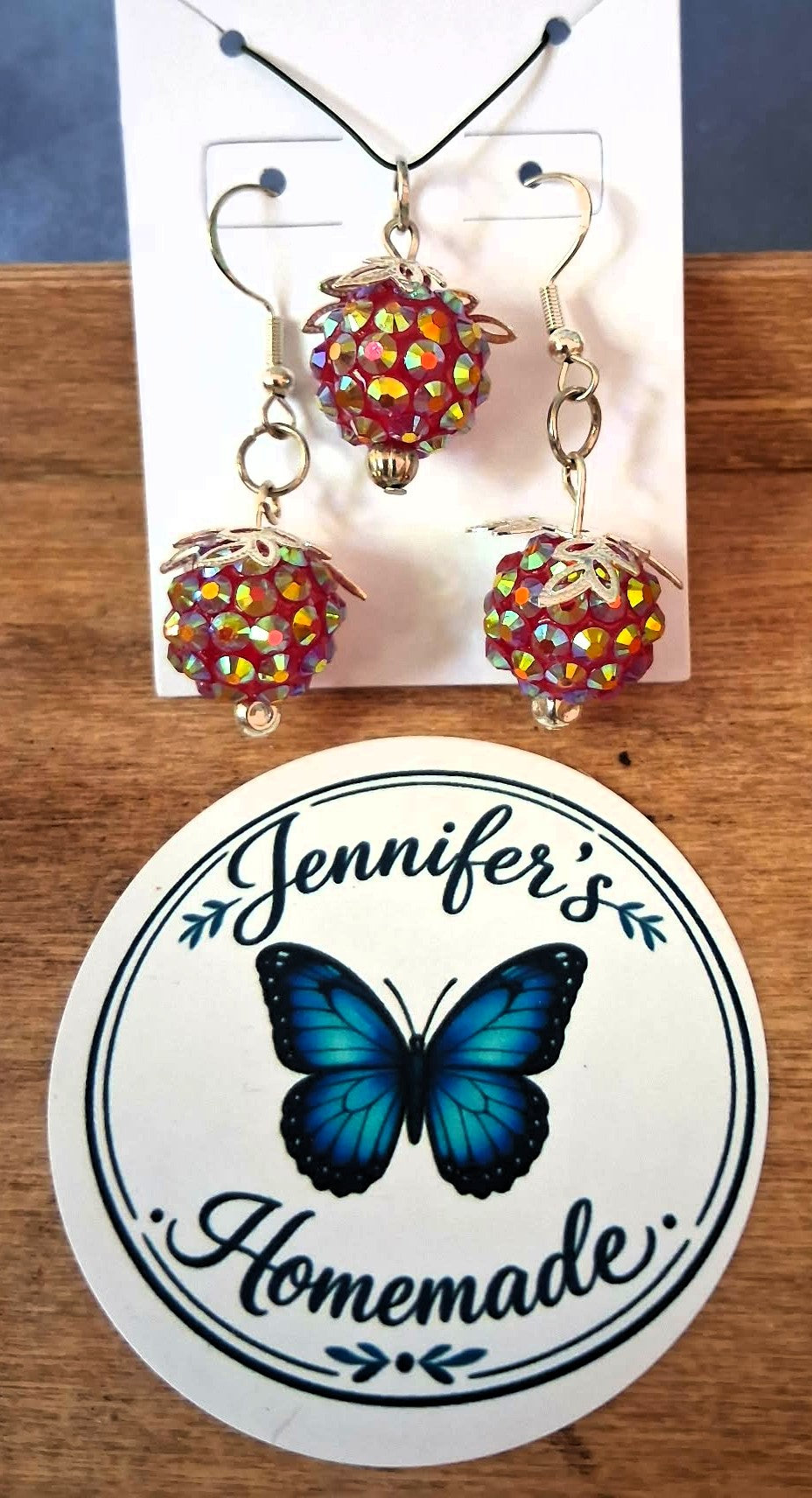 Earrings and pendant sets